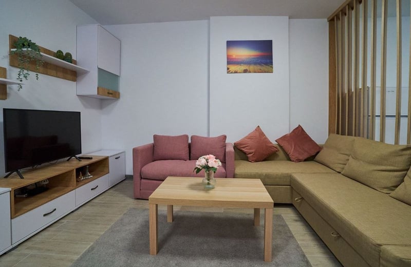 Rental of comfortable 2-room apartments, 56 m², Alezzi Beach Resort, Mamaia, Constanța, Romania